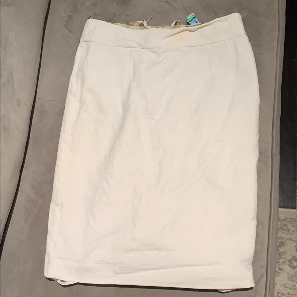 White banana republic skirt